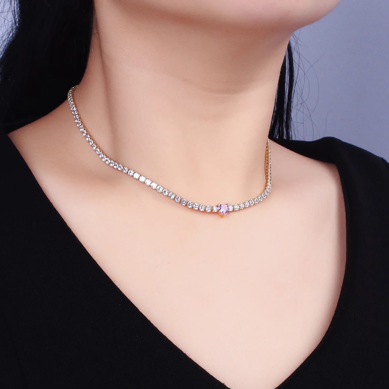 Mila Choker